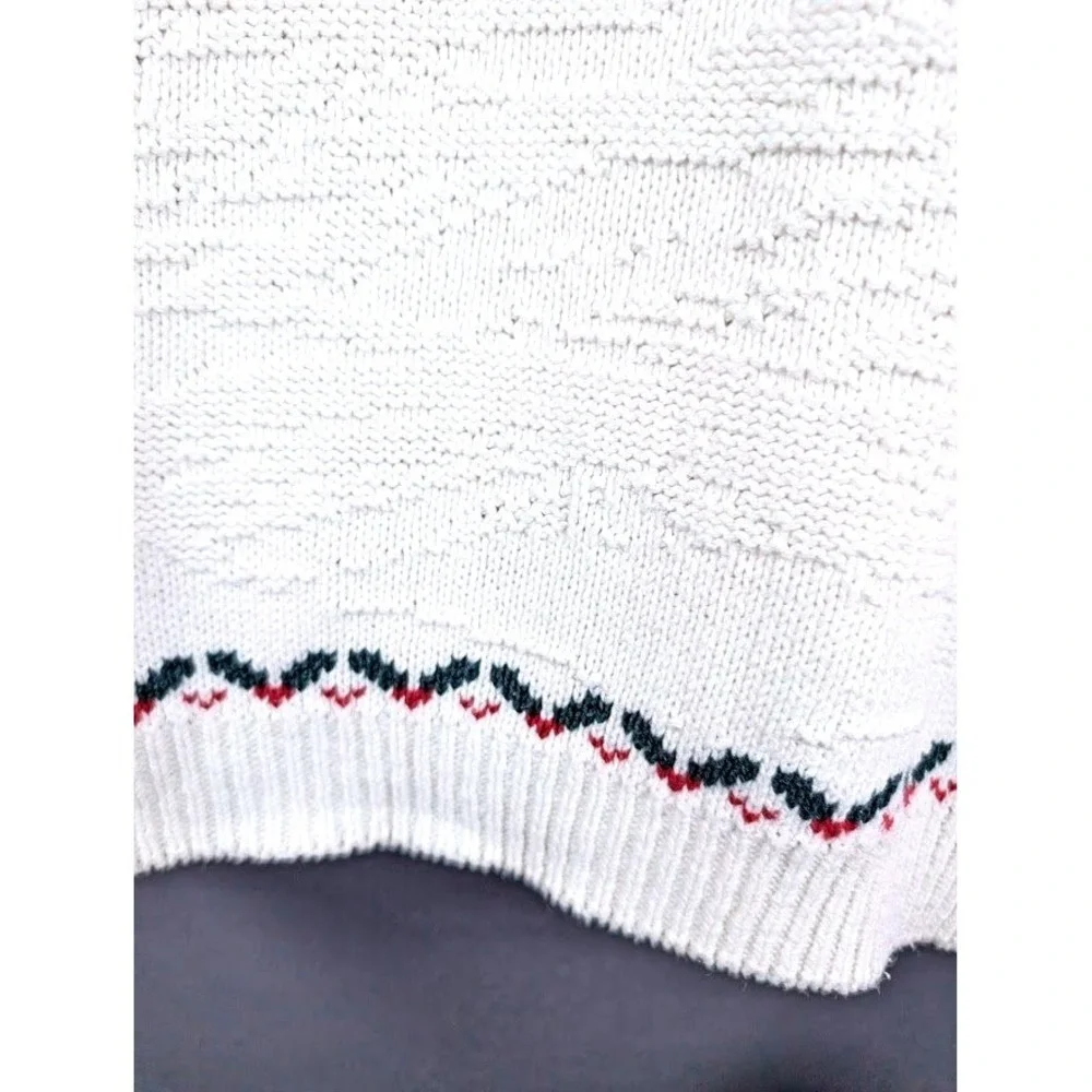 Northern Reflections Sweater Size Small Cardinal Bird‎ Embroidered Christmas